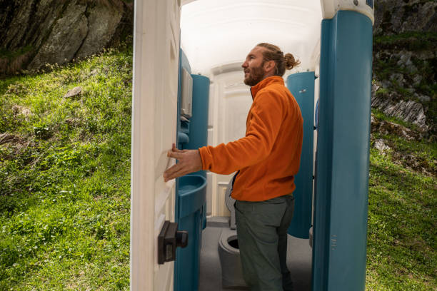 Best Luxury portable toilet rental  in Marion, IA